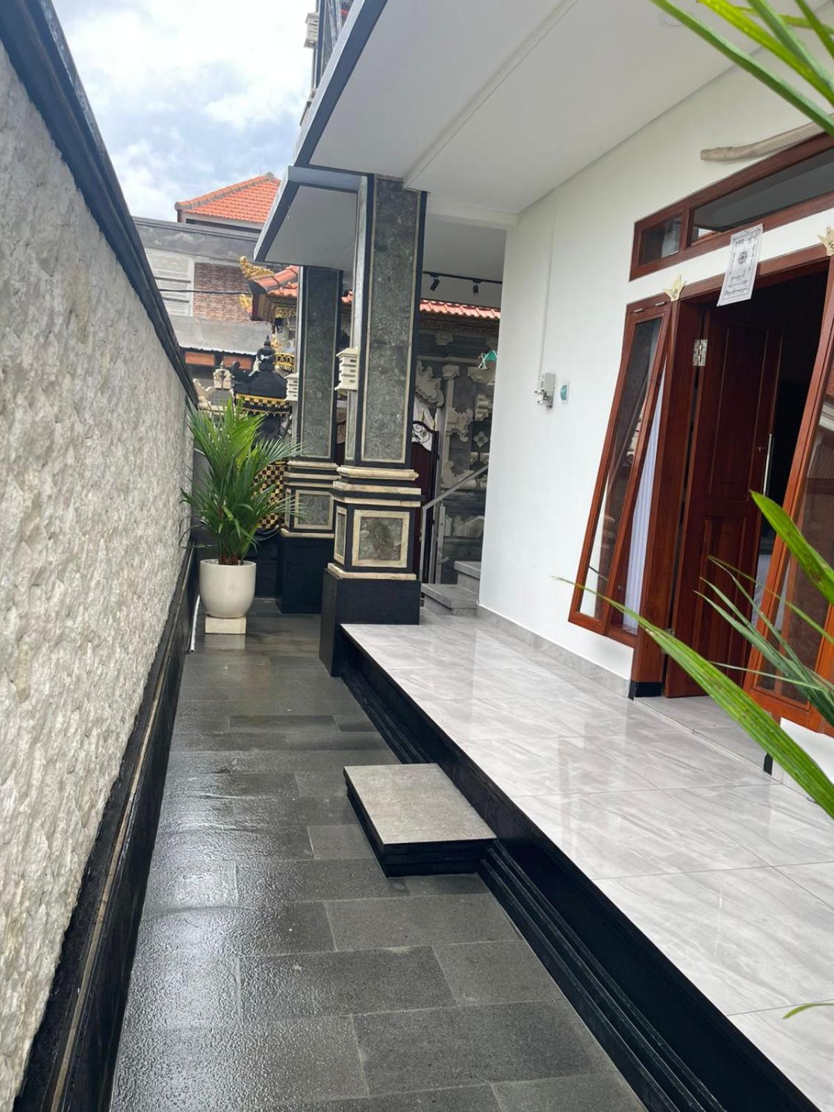 Hotel Shin In Bali Kuta Lombok Exterior foto